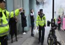 ब्रिटेन की राजधानी लंदन के पूर्वी हिस्से में चाकूबाजी की घटना के दहशत फैल गई, तलवार से भी हमला