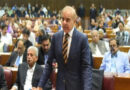 पाकिस्तानी संसद में विपक्ष के एक सांसद ने भारत की तारीफ करते हुए अपने ही देश की बुरी गत का जिक्र किया