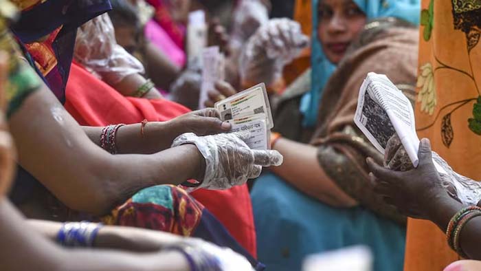 बुरहानपुर: वोटिंग के बाद मतदाताओं को खरीददारी में मिलेगी छूट, दिखानी होगी उंगली में लगी स्याही