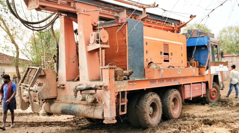 बिलासपुर : बिना अनुमति नलकूप खनन करते दो बोर गाड़ी जब्त
