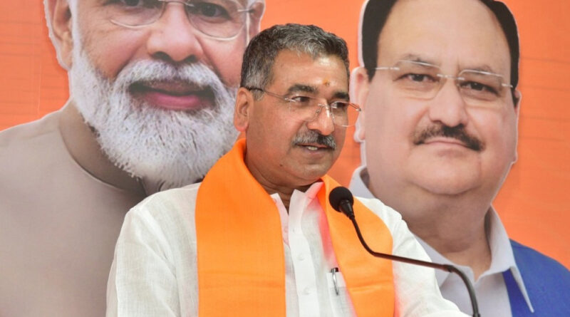 भाजपा के प्रदेश संगठन महामंत्री हितानंद जी ने भोपाल जिले की बैठक को संबोधित किया