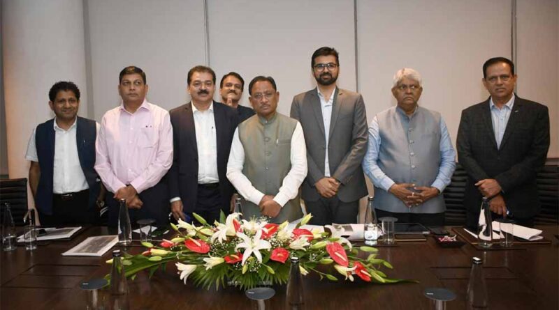 नवा रायपुर में मल्टिस्पेशियलिटी अस्पताल की स्थापना में शाल्वी ग्रुप की रुचि, मुंबई में मुख्यमंत्री साय से की मुलाकात