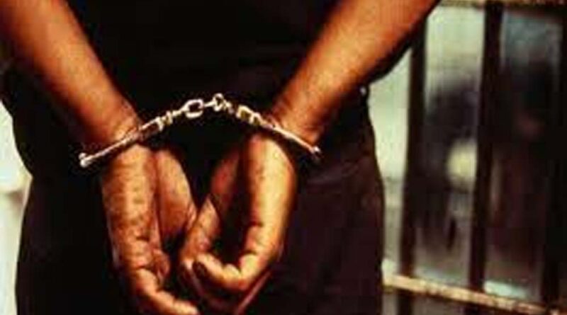 मुर्शिदाबाद जिले में एक व्यक्ति और उसके बेटे की हत्या के मुख्य आरोपियों में से एक आरोपी को किया गिरफ्तार