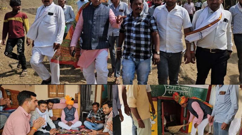 भाजपा के गांव चलो-बस्ती चलो अभियान के तहत विधायक गोपालसिंह इंजीनियर पहुचे सिद्दीकगंज, रामदेवरा मन्दिर में की सफाई