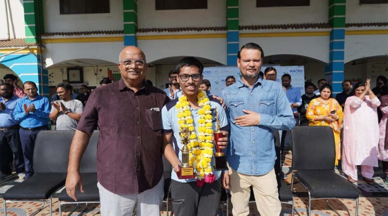 बुरहानपुर के विद्यार्थी माजिद हुसैन ने  ऑल इंडिया रैकिंग में 30वां स्थान पाया, अंतर्राष्ट्रीय गणित ओलंपियाड में भी प्रथम