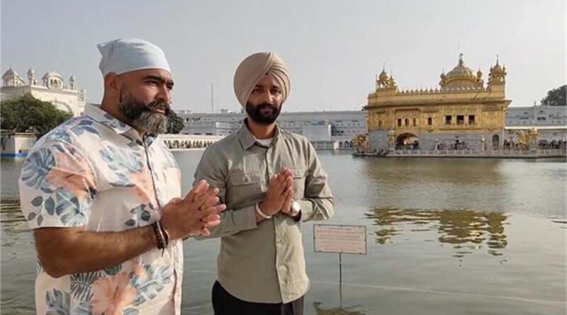 पैरालंपिक और अर्जुन पुरस्कार विजेता हरविंदर सिंह श्री दरबार साहिब हुए नतमस्तक, उन्हें सम्मानित भी किया