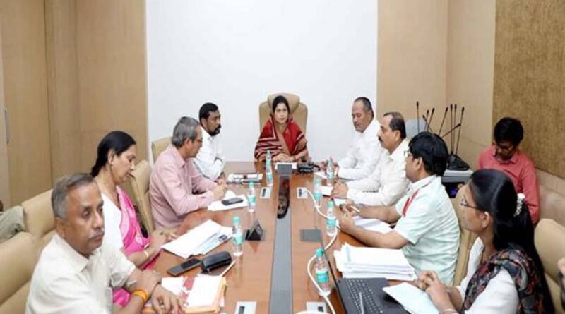 विमुक्त, घुमंतु एवं अर्द्ध घुमंतु जातियों के विकास के लिए प्रतिबद्ध है सरकार: राज्य मंत्री श्रीमती गौर