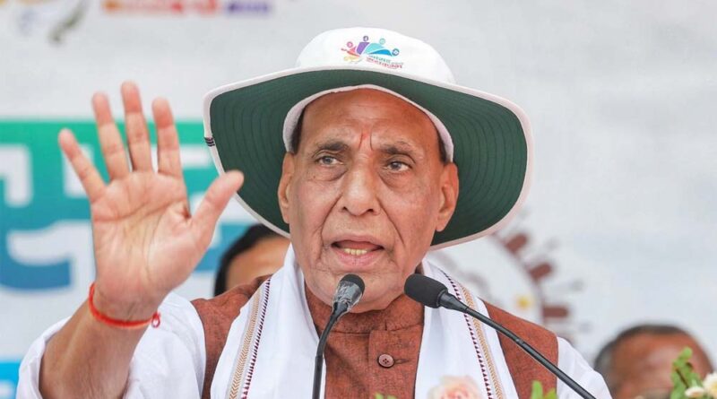 केंद्रीय रक्षा मंत्री राजनाथ सिंह ने दिया बयान- नेहरू भी औरंगजेब को क्रूर और कट्टरपंथी शासक मानते थे