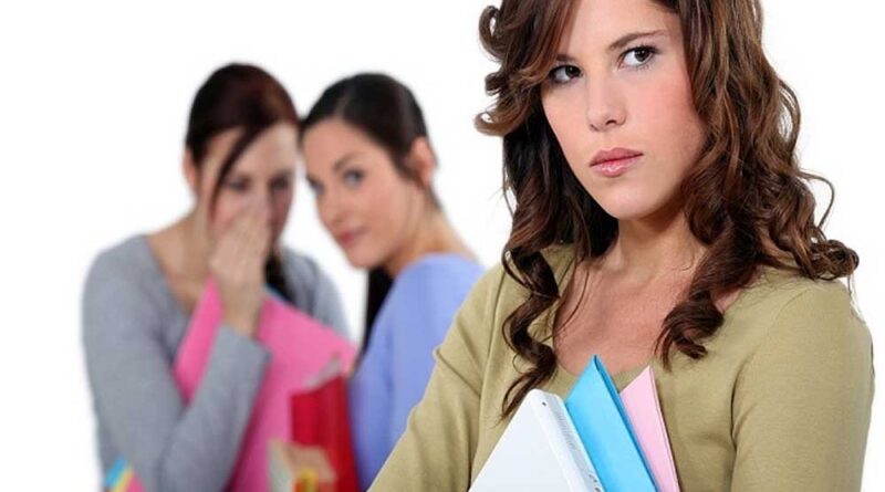 जिनमें दिखें ये आदतें उन जलनखोर लोगों से हो जाएं दूर