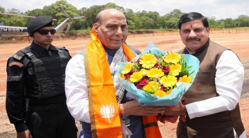 मुख्यमंत्री डॉ मोहन यादव ने पचमढ़ी में केंद्रीय रक्षा मंत्री राजनाथ सिंह का स्वागत किया