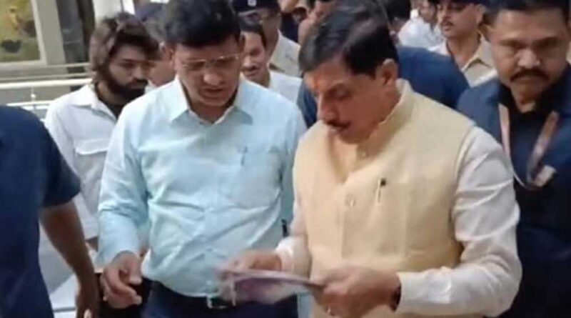 मुख्यमंत्री मोहन यादव अचानक कलेक्टर कार्यालय पहुंचे सब रह गए हैरान