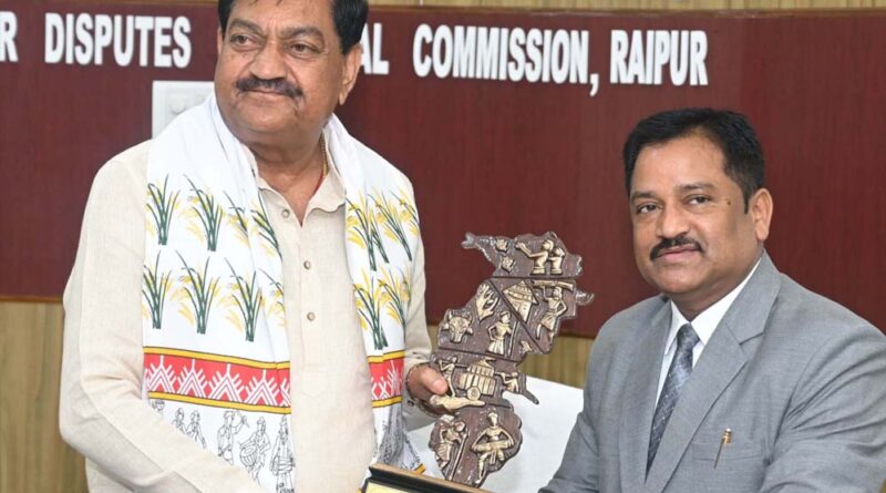 रायपुर : जिला उपभोक्ता आयोगोें के अध्यक्ष एवं सदस्यों का एक दिवसीय प्रशिक्षण कार्यशाला सम्पन्न