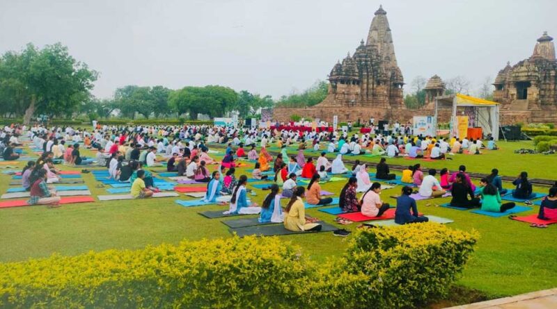 मध्यप्रदेश के पर्यटन स्थलों से दिया गया योग का संदेश