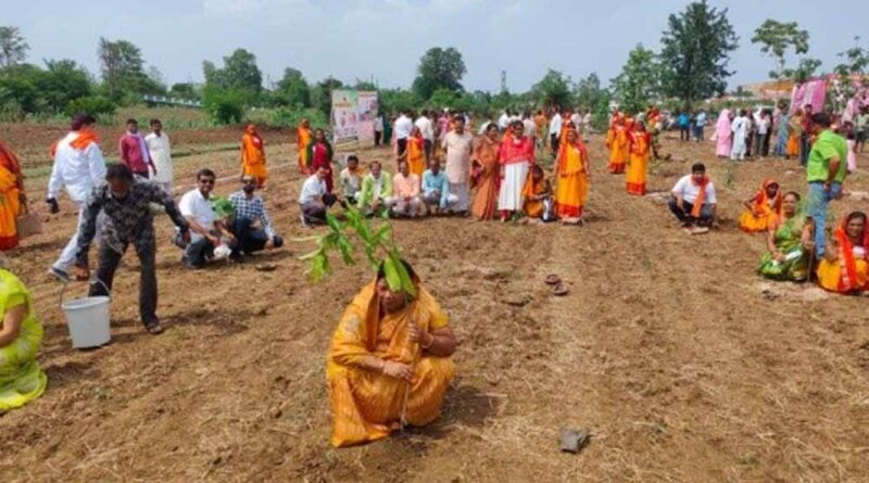 प्रदेश के नगरीय क्षेत्रों में प्राचीन जल-स्रोतों के संरक्षण में समाज की भागीदारी