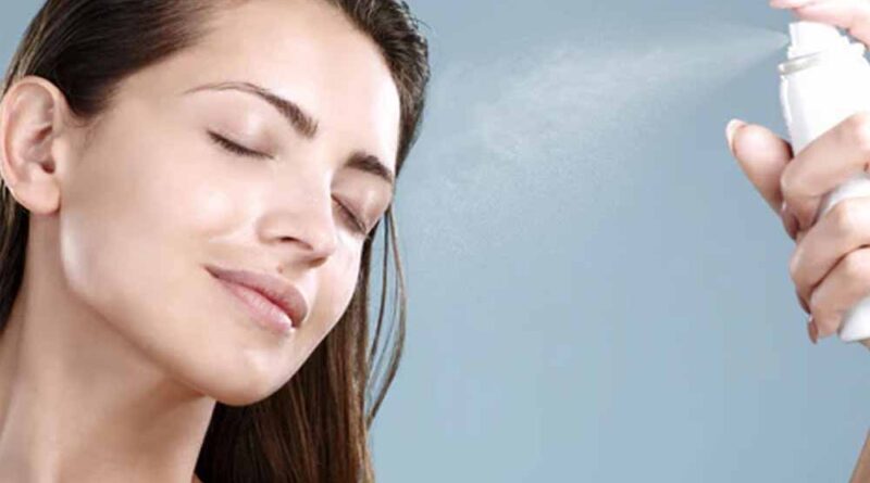 ऑयली स्किन से परेशान? घर पर बनाएं ये DIY टोनर, पाएँ दमकता चेहरा