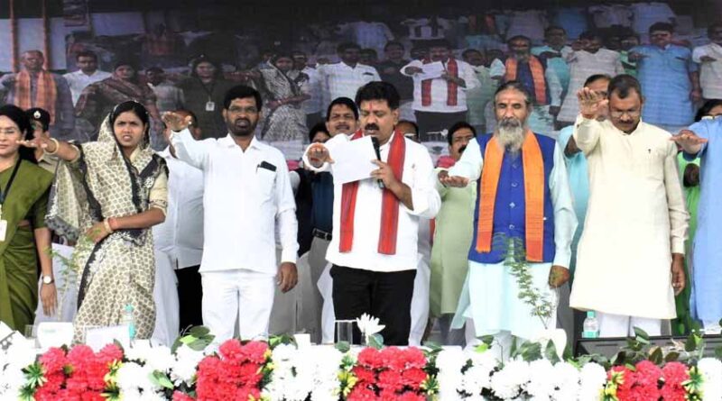 पौधरोपण करना पुनीत और प्रेरणादायी कार्य: उप मुख्यमंत्री विजय शर्मा