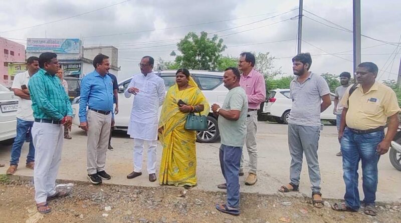 नगर निगम आयुक्त ने किया निगम के विभिन्न वार्डो का निरीक्षण