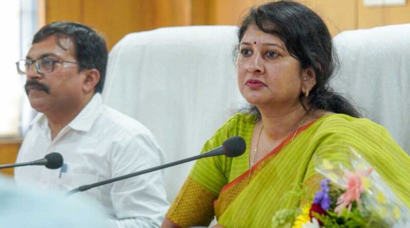 रायपुर : बाल संरक्षण आयोग की अध्यक्ष डॉ. वर्णिका शर्मा का बेमेतरा दौरा