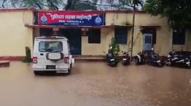 मध्यप्रदेश के कई जिलों मेंआज भी बारिश जारी, डिंडौरी-मऊगंज में स्कूलों की छुट्‌टी, भोपाल में तेज बारिश