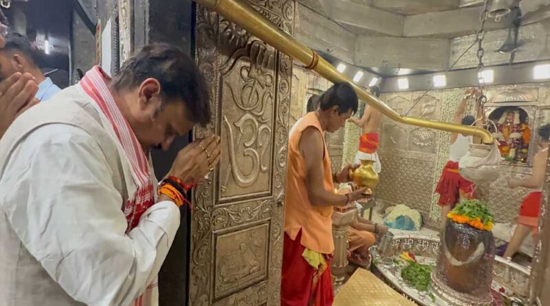 उपमुख्यमंत्री शुक्ल ने किए बाबा महाकाल के दर्शन और लोककल्याण की प्रार्थना की