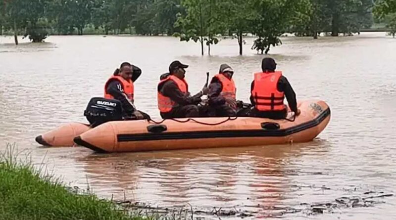 भारी बारिश के चलते महाकौशल के कई जिलों में जनजीवन अस्त-व्यस्त