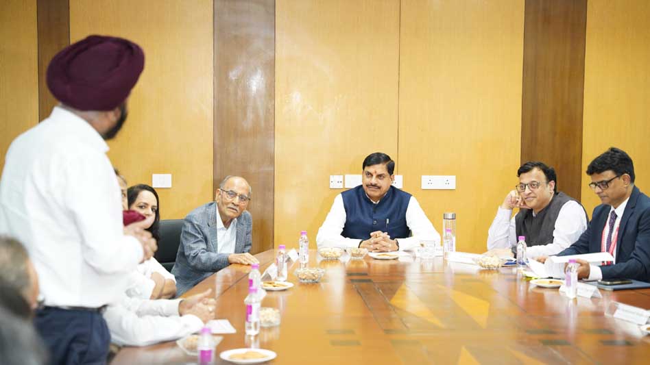 मध्यप्रदेश की गतिशीलता-शांति और संसाधनों का लाभ उठाएँ निवेशक : मुख्यमंत्री डॉ. यादव मध्यप्रदेश की गतिशीलता-शांति और संसाधनों का लाभ उठाएँ निवेशक : मुख्यमंत्री डॉ. यादव