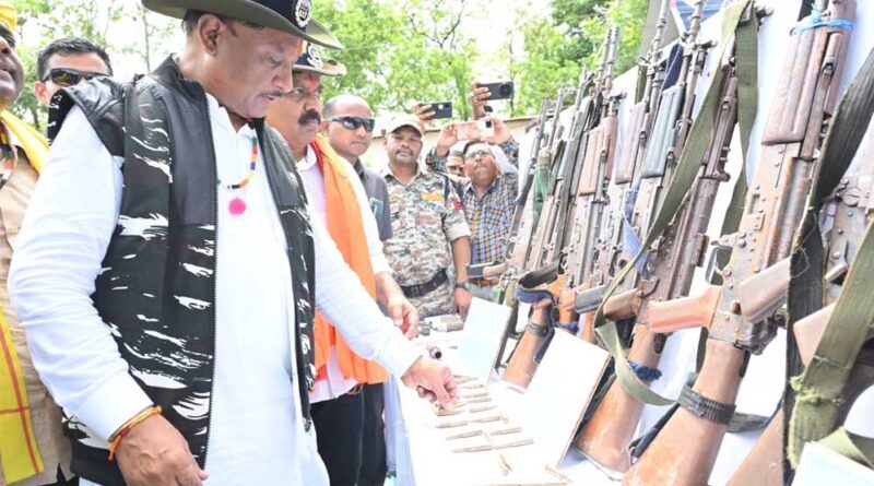 बस्तर में फैल रहा है अब विकास का उजियारा