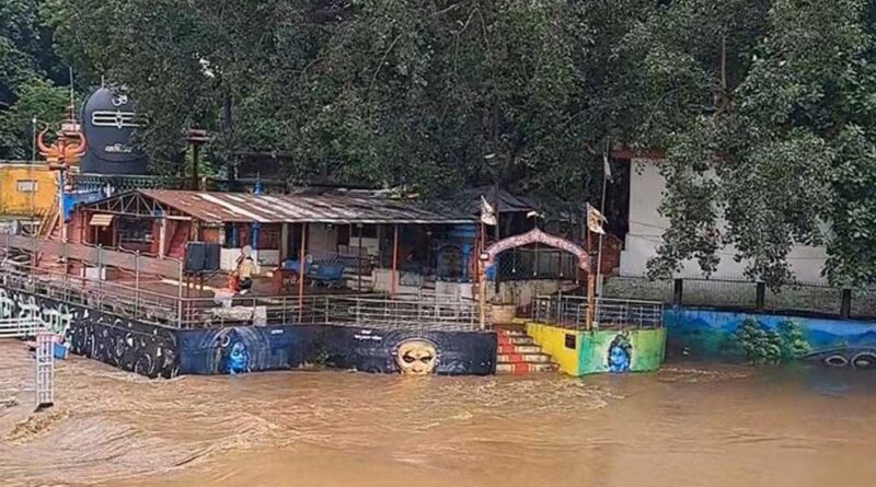 MP में लगातार तेज बारिश नर्मदा नदी खतरे के निशान से ऊपर मंडला, डिंडौरी, श्योपुर, शहडोल, उमरिया समेत कई जिले बाढ़ की चपेट में