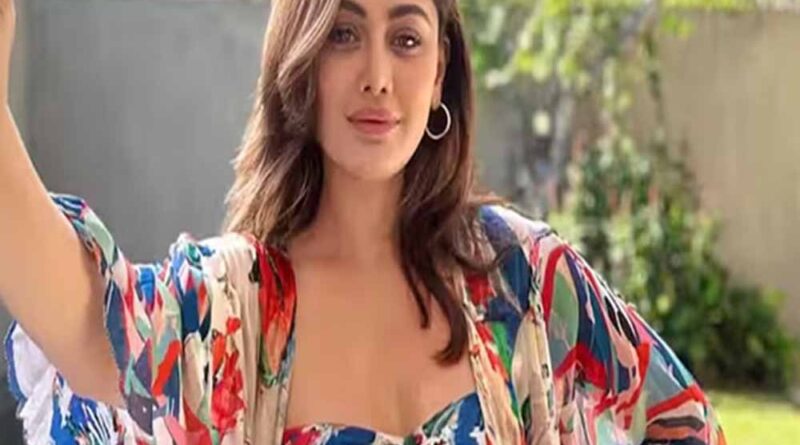 बॉलीवुड में छिड़ी नई चर्चा, सुंदर दिखने को लिए हर हफ्ते Injection लगवाती थी Actress