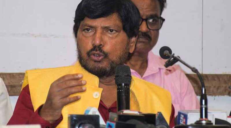 भारत-पाक मैच रद्द: केंद्रीय मंत्री बोले – खेल में राजनीति घसीटना गलत