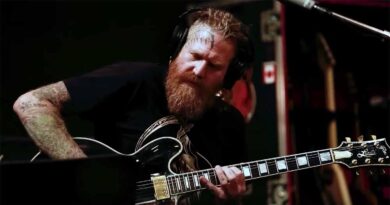 मशहूर अमेरिकन सिंगर Brent Hinds का निधन, संगीत जगत में शोक