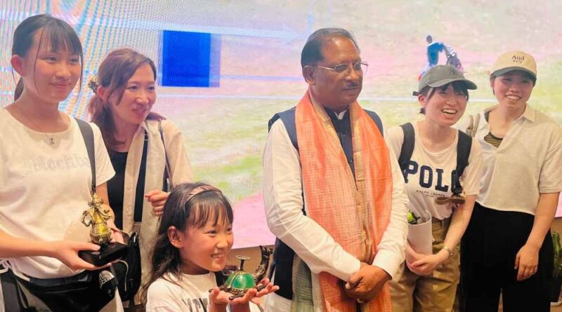 रायपुर : CM साय पहुँचे छत्तीसगढ़ पैवेलियन : वर्ल्ड एक्सपो 2025 में दिखी प्रदेश की संस्कृति और समृद्धि की अद्भुत झलक