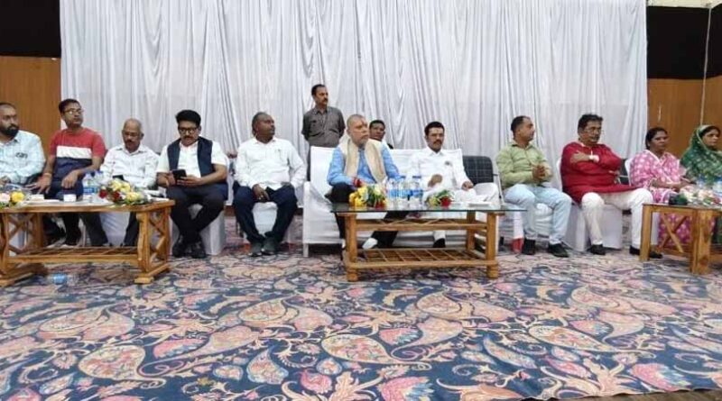 बस्तर दशहरा में रथ परिक्रमा मार्ग होगा रोशन, शुरू हुआ भूमिगत बिजली लाइन बिछाने का काम