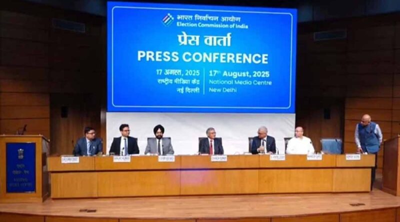 EC की प्रेस कॉन्फ्रेंस: न पक्ष-न विपक्ष, सब समकक्ष… राहुल गांधी समेत विपक्ष के सभी आरोपों का चुनाव आयोग ने दिया करारा जवाब