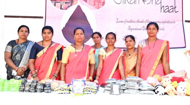 रायपुर : बकरी पालन से आत्मनिर्भरता की मिसाल बनी जय बड़ादेव महिला समूह