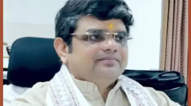 राज्यपाल  पटेल ने प्रो. मिश्र को महर्षि पाणिनी संस्कृत विश्वविद्यालय का कुलगुरू नियुक्त किया