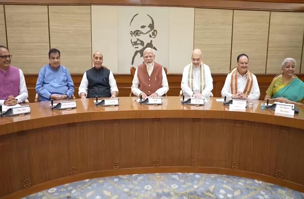 कैबिनेट ने प्रधानमंत्री उज्ज्वला योजना के लिए ₹12,060 करोड़ मंजूर किए