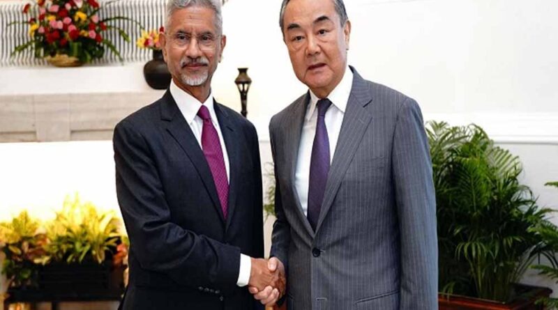 जयशंकर से मुलाकात के बाद नरम पड़े वांग यी, कहा- भारत हमारा साझेदार है, दुश्मन नहीं