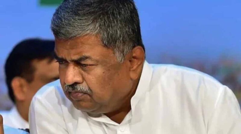 कांग्रेस नेता का विवादित बयान: PM मोदी के भाषण पर भड़के, RSS को कहा ‘भारतीय तालिबान’