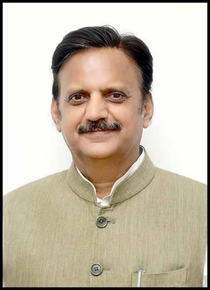 रक्षाबंधन हमारी संस्कृति, परंपरा और पारिवारिक मूल्यों को सशक्त करने वाला त्योहार : उप मुख्यमंत्री शुक्ल