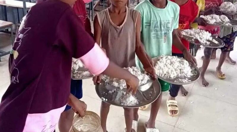 आश्रम में छात्रों के खाने में बड़ा घालमेल, चावल के साथ सिर्फ नमक परोसा गया – प्रभारी निलंबित