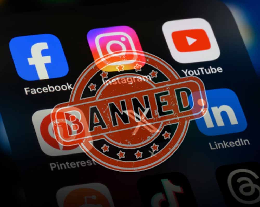 नेपाल के बाद अब इस देश ने बैन किए Facebook-WhatsApp, जानें क्या है वजह नेपाल के बाद अब इस देश ने बैन किए Facebook-WhatsApp, जानें क्या है वजह