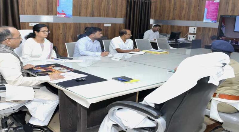 रायपुर : केन्द्रीय युवा कार्य एवं खेल मंत्रालय की वर्चुअल बैठक में शामिल हुए उप मुख्यमंत्री अरुण साव