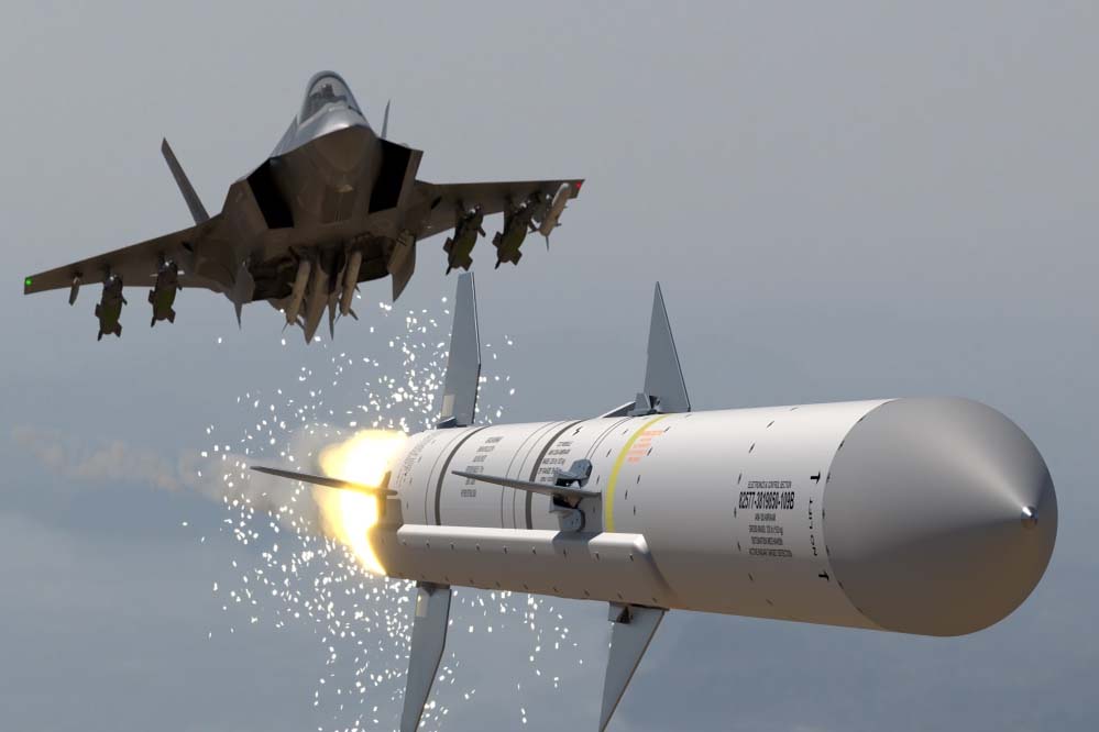 AMRAAM मिसाइल डील पर ट्रंप का बड़ा फैसला, पाकिस्तान को फिर झटका