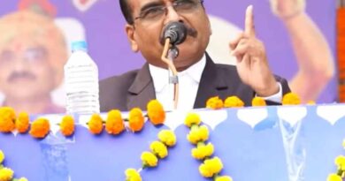 IAS संतोष वर्मा के बचाव में उतरे कांग्रेस के दिग्गज, ‘ब्राह्मण की बेटी’ बयान पर बढ़ी सियासी गर्मी