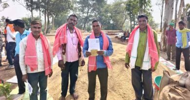 मुख्यमंत्री श्री विष्णु देव साय के नेतृत्व में प्रदेश के किसानों से समर्थन मूल्य पर धान खरीदी का सिलसिला शुरू