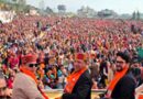 धर्मशाला में BJP का शक्ति प्रदर्शन: राधे-राधे की गूंज के बीच सुक्खू सरकार पर बड़ा प्रहार